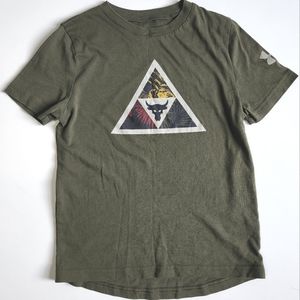 UNDER ARMOUR PROJECT ROCK BRAMA BULL SS GRAPHIC TEE. SIZE: XS